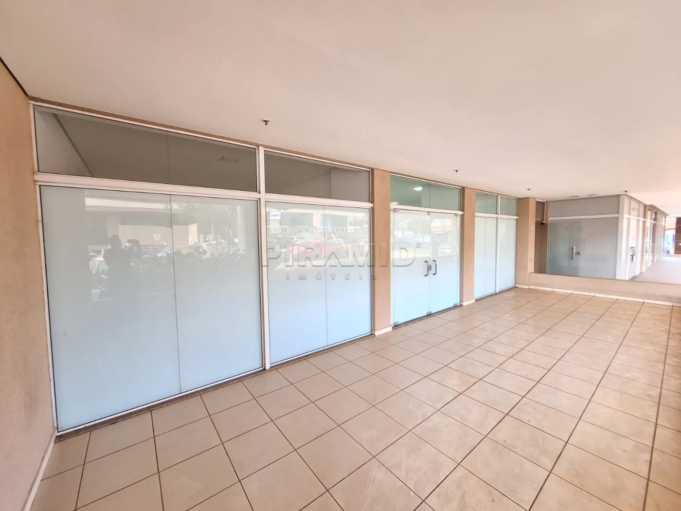 Alugar Comercial / Sala em Ribeir&atilde;o Preto R$ 3.500,00 - Foto 8