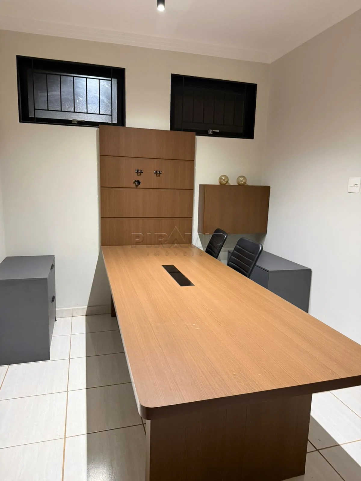 Alugar Comercial / Sala em Ribeir&atilde;o Preto R$ 1.550,00 - Foto 1