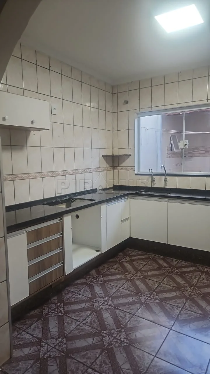 Alugar Casa / Padr&atilde;o em Ribeir&atilde;o Preto R$ 2.000,00 - Foto 4