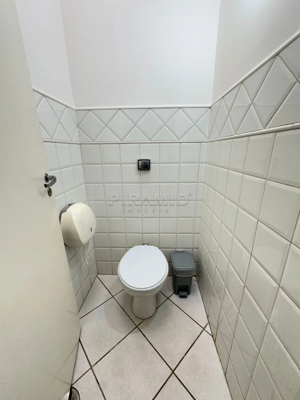 Alugar Comercial / Pr&eacute;dio em Ribeir&atilde;o Preto R$ 7.000,00 - Foto 4