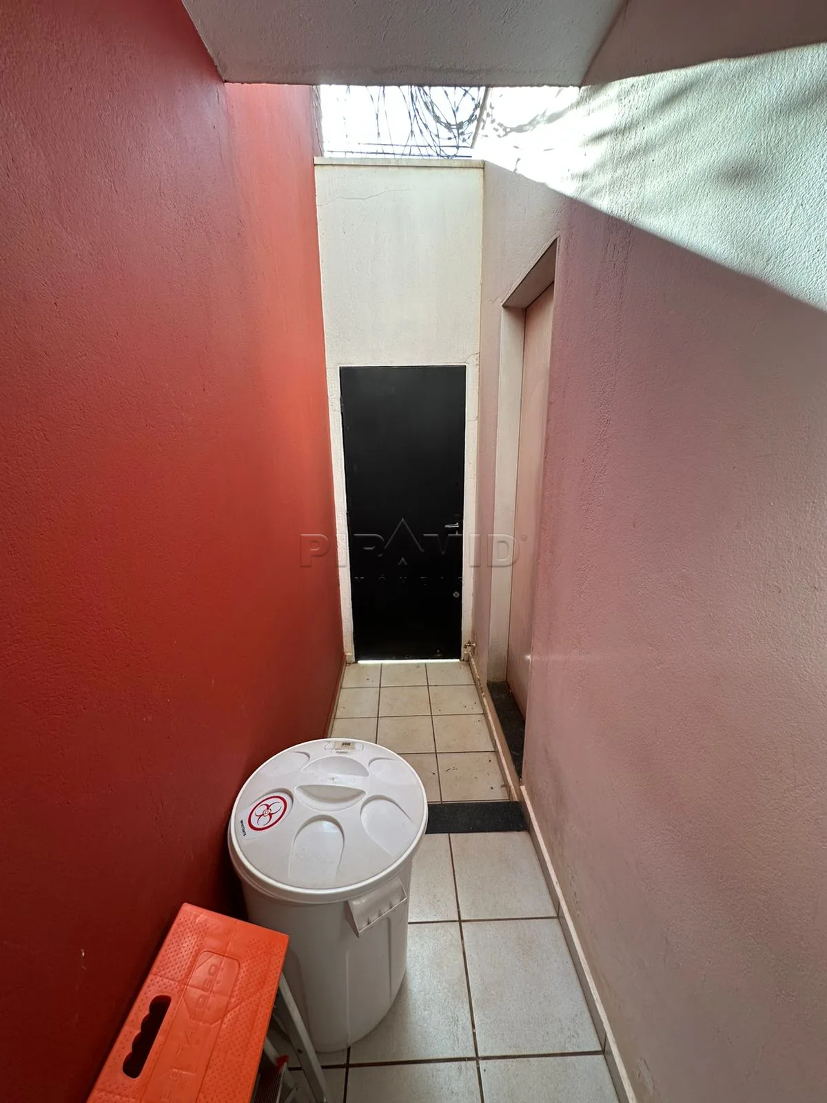 Alugar Comercial / Pr&eacute;dio em Ribeir&atilde;o Preto R$ 7.000,00 - Foto 22