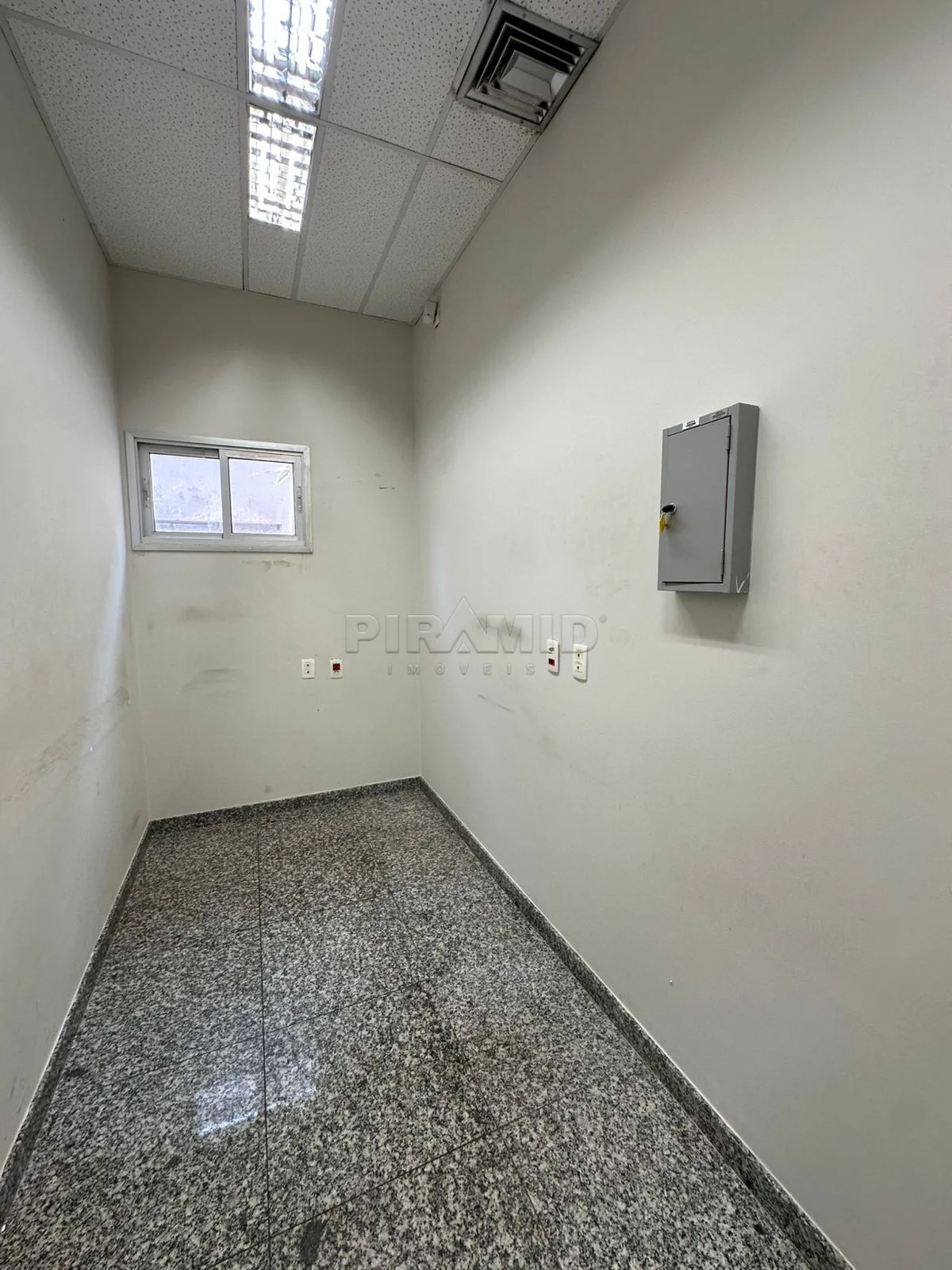 Alugar Comercial / Sal&atilde;o em Ribeir&atilde;o Preto R$ 30.000,00 - Foto 10