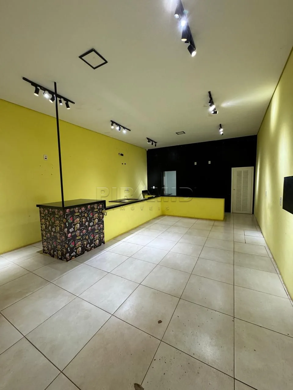 Alugar Comercial / Sal&atilde;o em Ribeir&atilde;o Preto R$ 6.000,00 - Foto 1