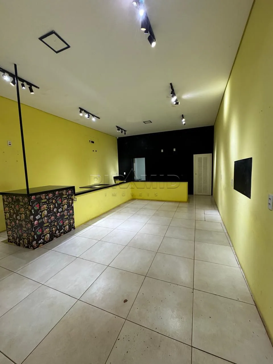 Alugar Comercial / Sal&atilde;o em Ribeir&atilde;o Preto R$ 6.000,00 - Foto 2