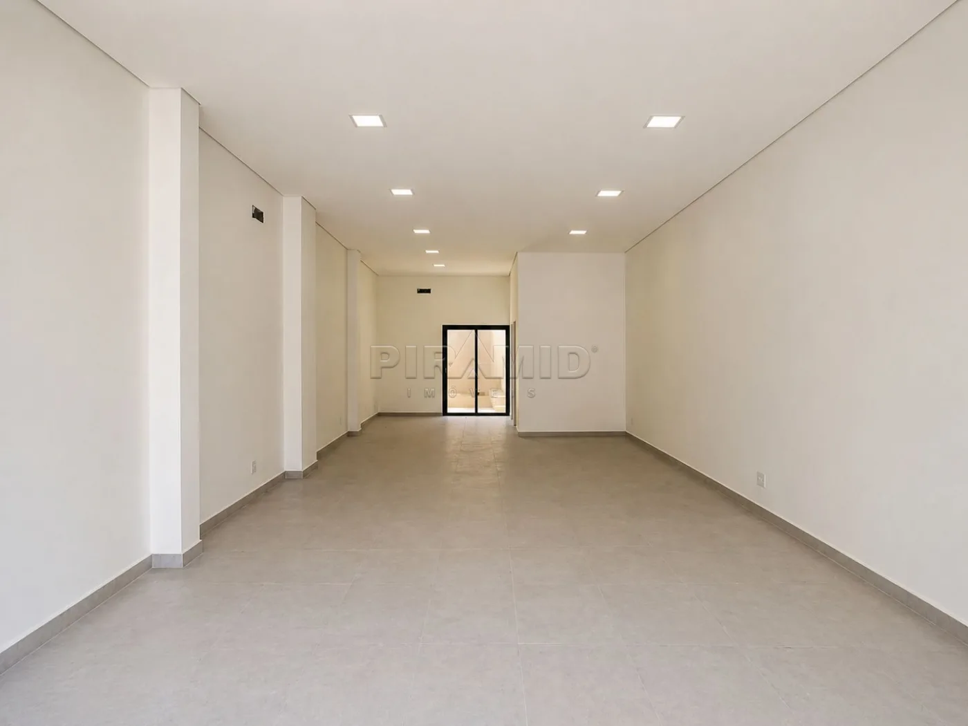 Alugar Comercial / Sal&atilde;o em Ribeir&atilde;o Preto R$ 12.000,00 - Foto 2