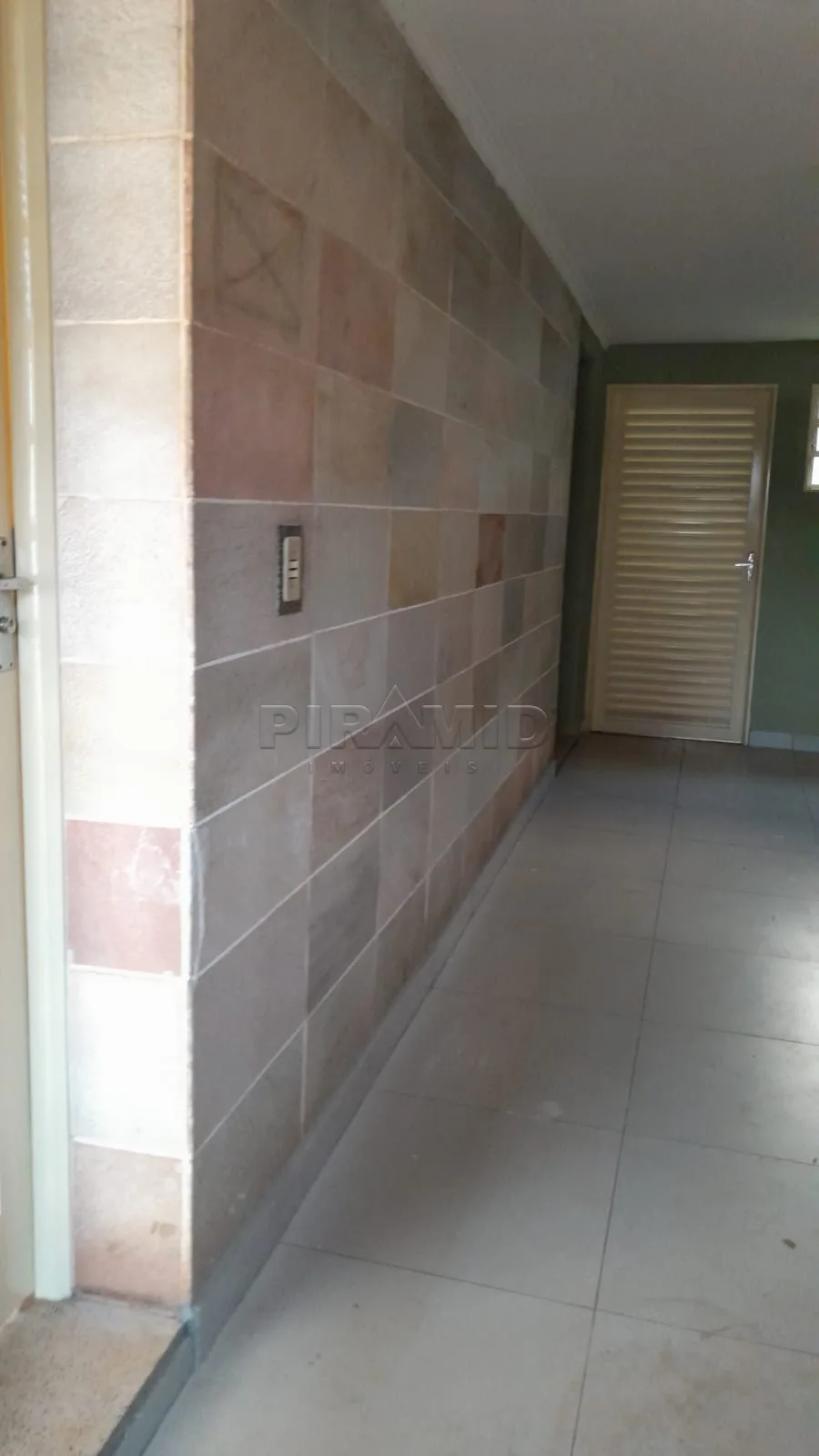 Alugar Casa / Padr&atilde;o em Ribeir&atilde;o Preto R$ 3.200,00 - Foto 13