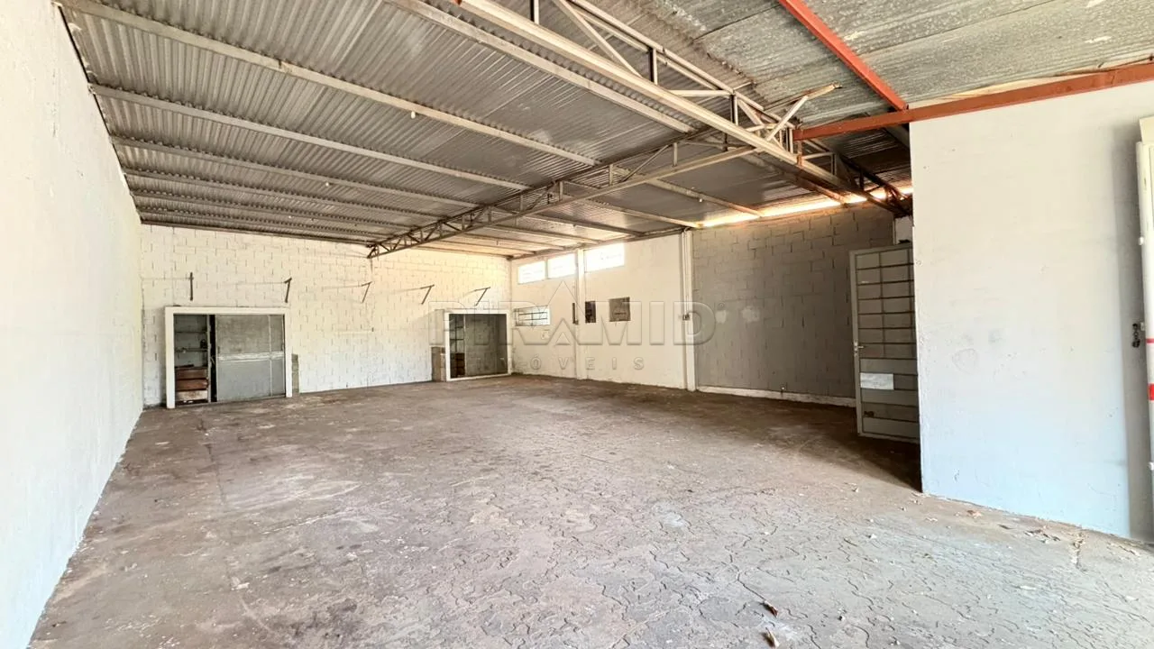 Alugar Comercial / Sal&atilde;o em Ribeir&atilde;o Preto R$ 2.000,00 - Foto 2