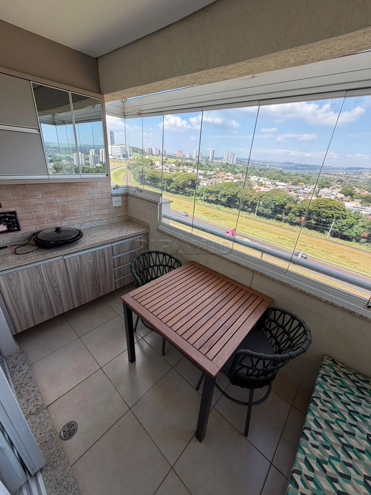 Alugar Apartamento / Padr&atilde;o em Ribeir&atilde;o Preto R$ 3.600,00 - Foto 5