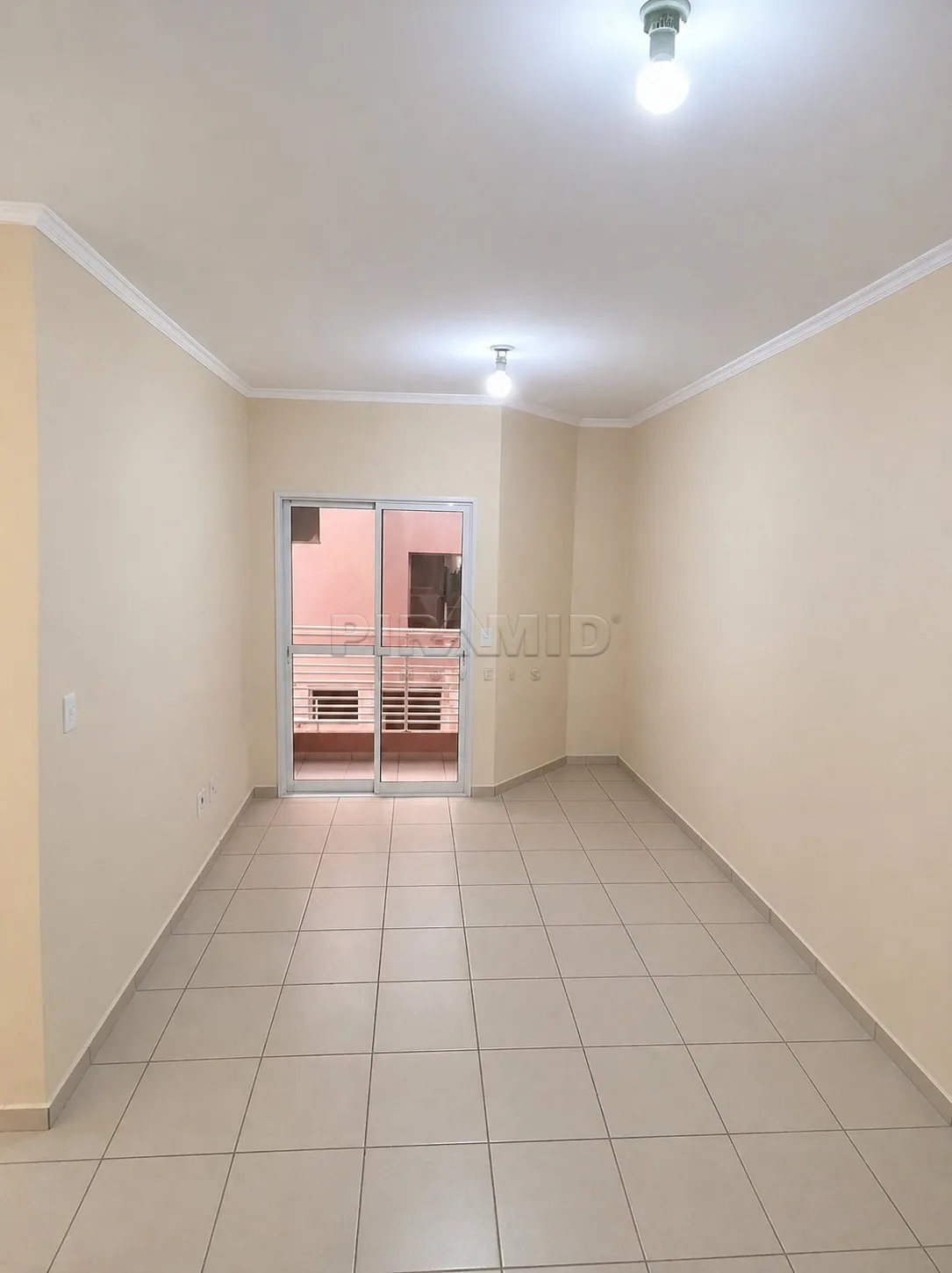 Alugar Apartamento / Padr&atilde;o em Ribeir&atilde;o Preto R$ 2.500,00 - Foto 1