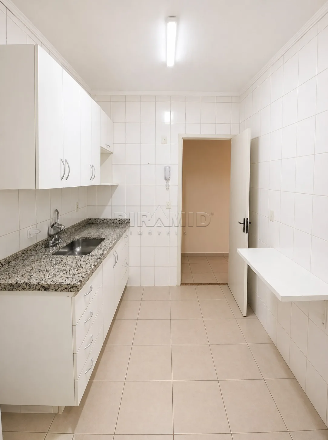 Alugar Apartamento / Padr&atilde;o em Ribeir&atilde;o Preto R$ 2.500,00 - Foto 5