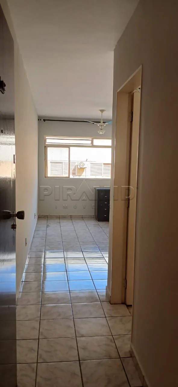 Alugar Apartamento / Padr&atilde;o em Ribeir&atilde;o Preto R$ 1.200,00 - Foto 1
