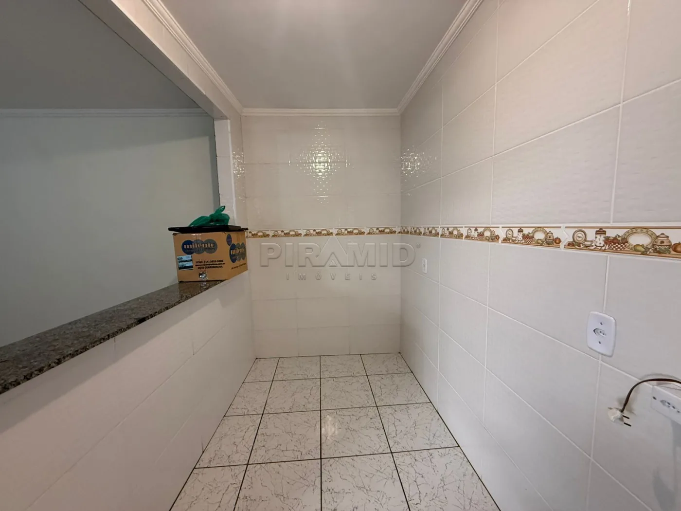 Alugar Casa / Padr&atilde;o em Ribeir&atilde;o Preto R$ 1.200,00 - Foto 14