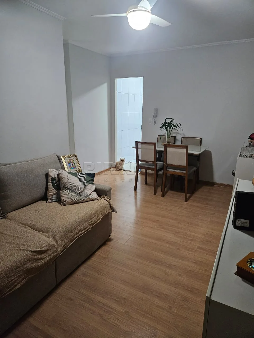 Alugar Apartamento / Padr&atilde;o em Ribeir&atilde;o Preto R$ 1.500,00 - Foto 2