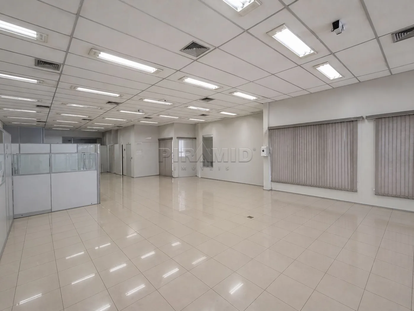 Alugar Comercial / Sal&atilde;o em Ribeir&atilde;o Preto R$ 16.000,00 - Foto 1