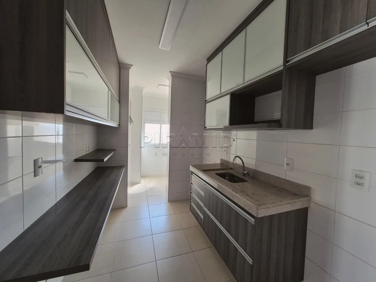 Alugar Apartamento / Padr&atilde;o em Ribeir&atilde;o Preto R$ 3.800,00 - Foto 6