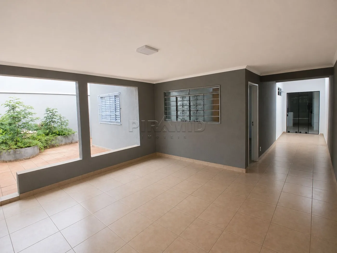 Comprar Casa / Padr&atilde;o em Ribeir&atilde;o Preto R$ 350.000,00 - Foto 1