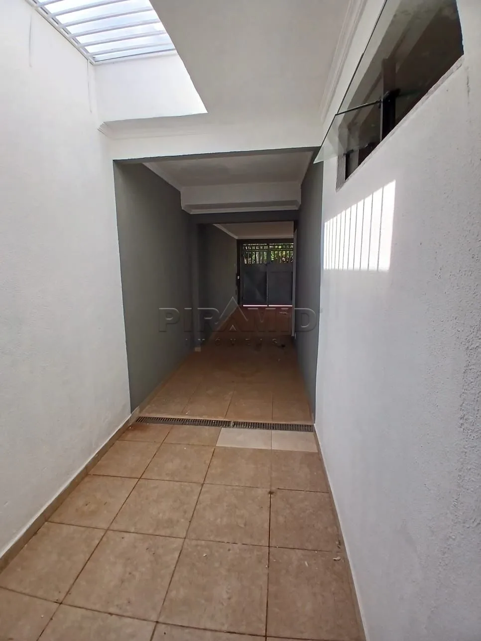 Comprar Casa / Padr&atilde;o em Ribeir&atilde;o Preto R$ 350.000,00 - Foto 15