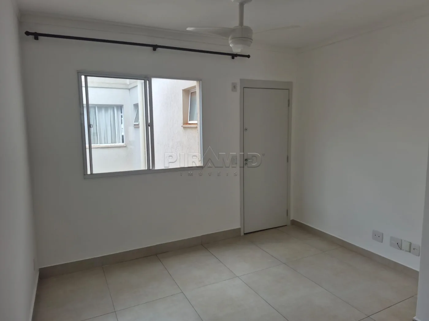 Alugar Apartamento / Padr&atilde;o em Ribeir&atilde;o Preto R$ 1.000,00 - Foto 1