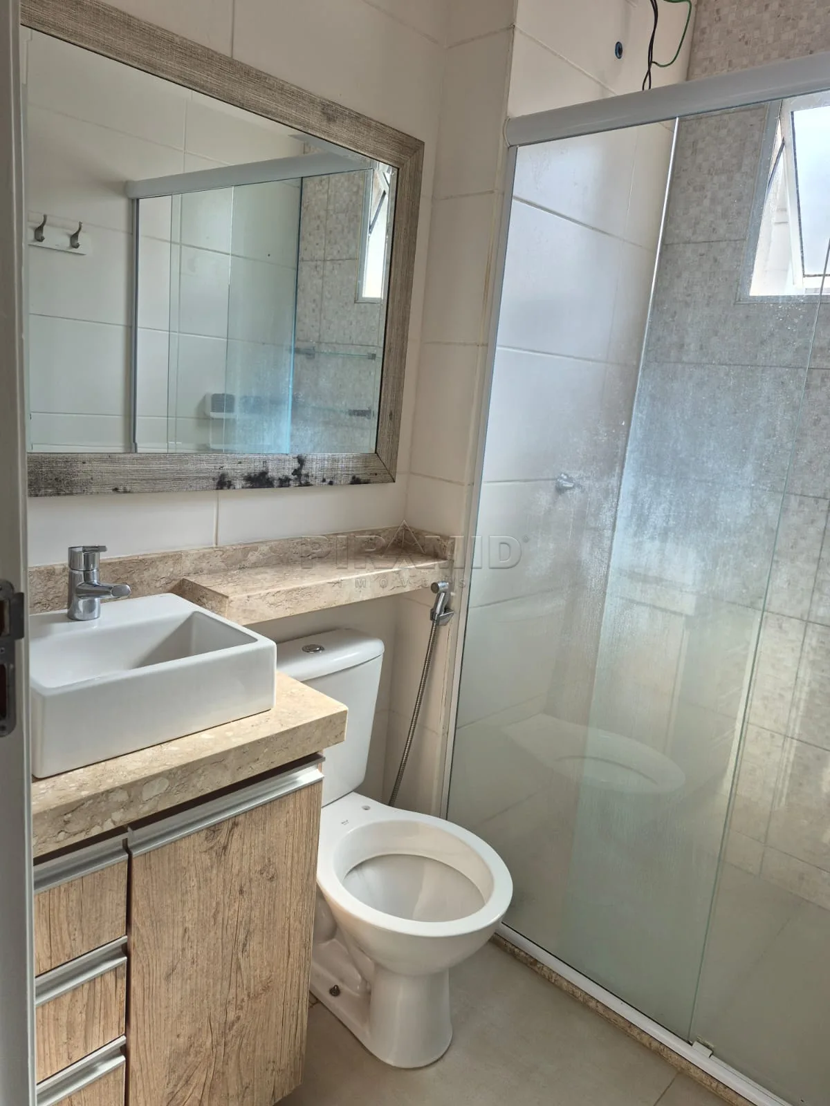 Alugar Apartamento / Padr&atilde;o em Ribeir&atilde;o Preto R$ 1.000,00 - Foto 6