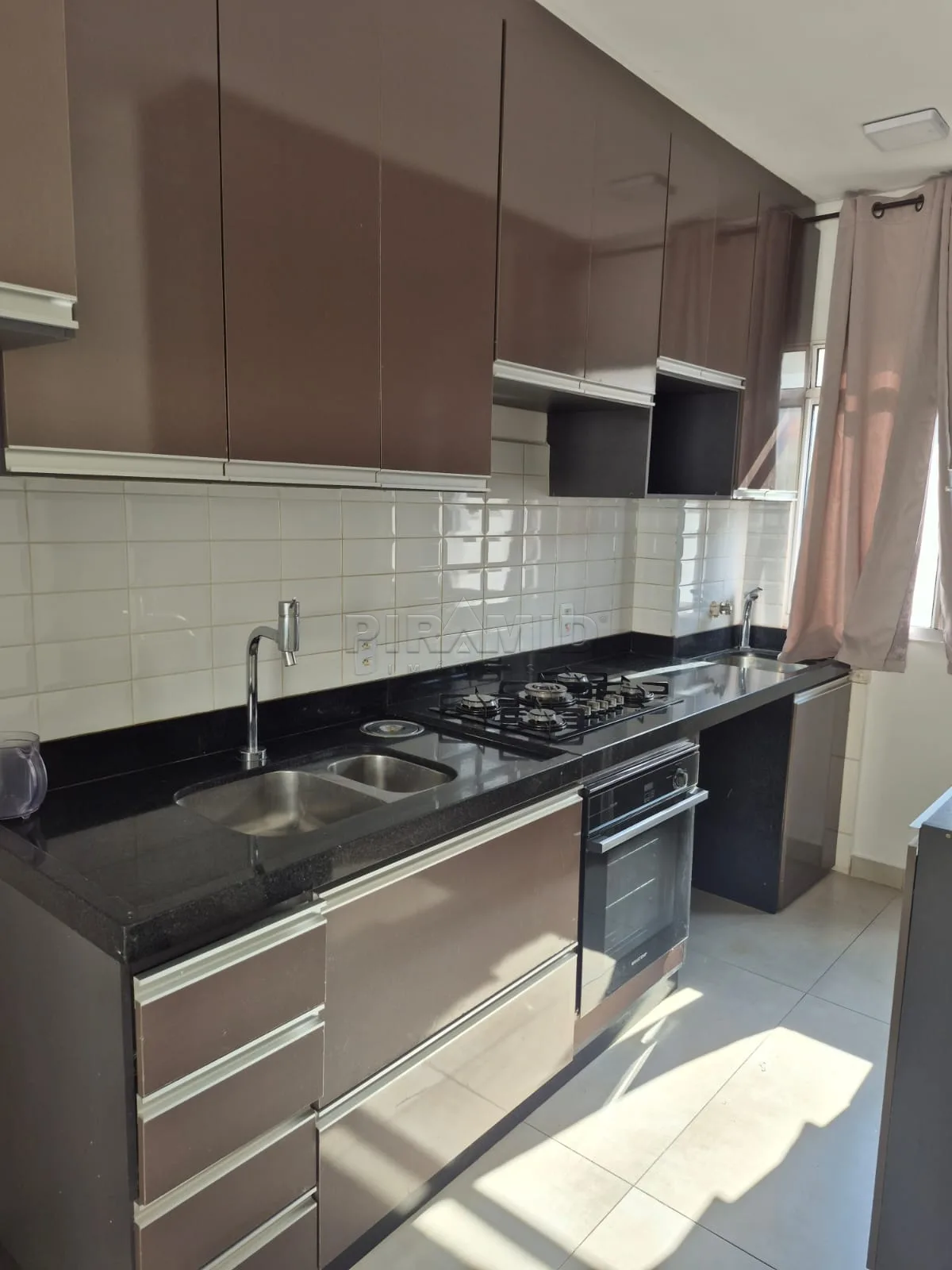 Alugar Apartamento / Padr&atilde;o em Ribeir&atilde;o Preto R$ 1.000,00 - Foto 12