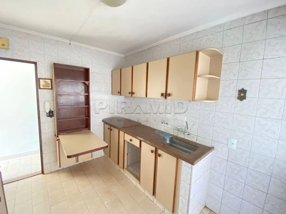 Alugar Apartamento / Padr&atilde;o em Ribeir&atilde;o Preto R$ 1.700,00 - Foto 4