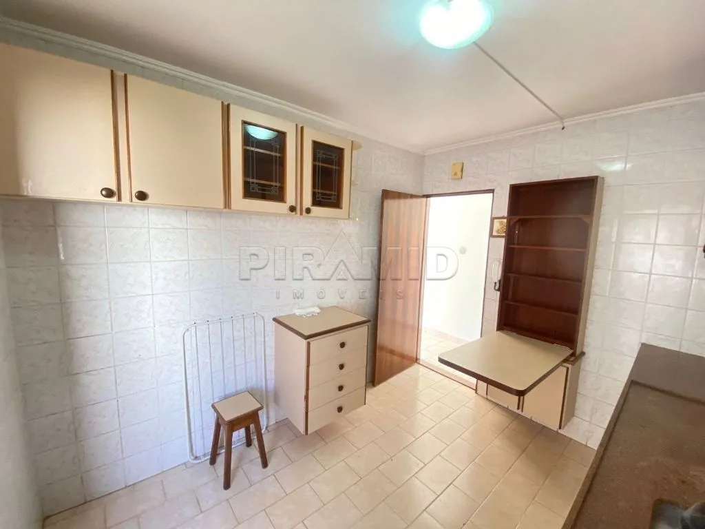 Alugar Apartamento / Padr&atilde;o em Ribeir&atilde;o Preto R$ 1.700,00 - Foto 5