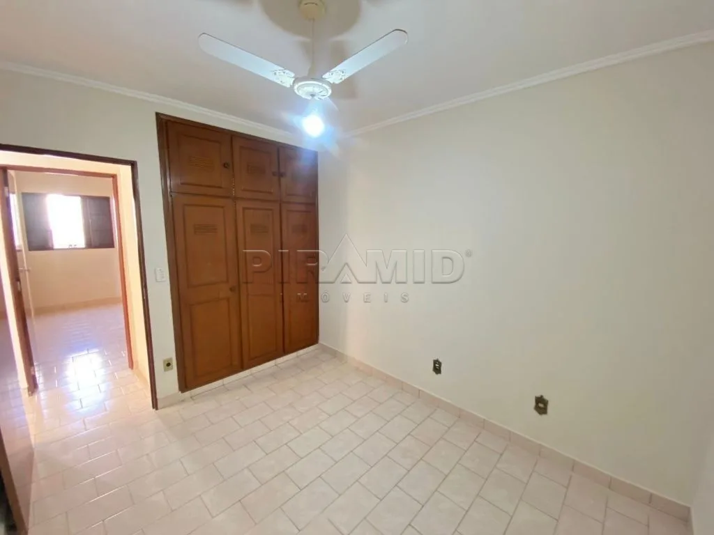 Alugar Apartamento / Padr&atilde;o em Ribeir&atilde;o Preto R$ 1.700,00 - Foto 10