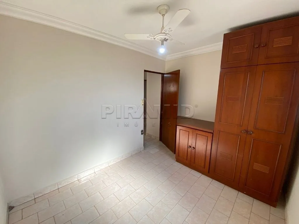 Alugar Apartamento / Padr&atilde;o em Ribeir&atilde;o Preto R$ 1.700,00 - Foto 12