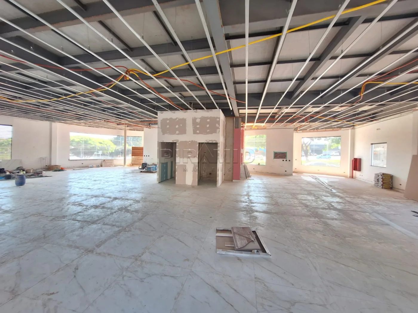 Alugar Comercial / Pr&eacute;dio em Ribeir&atilde;o Preto R$ 60.000,00 - Foto 5