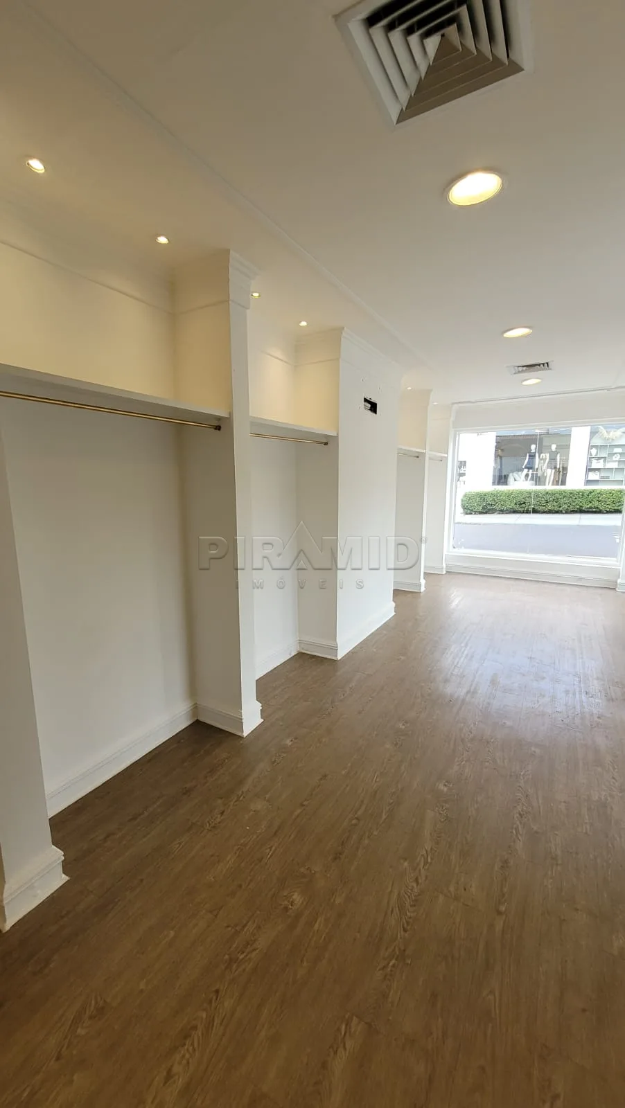 Alugar Comercial / Sal&atilde;o em Ribeir&atilde;o Preto R$ 3.500,00 - Foto 5