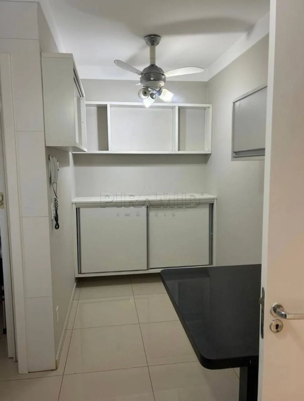 Alugar Apartamento / Padr&atilde;o em Ribeir&atilde;o Preto R$ 4.000,00 - Foto 16