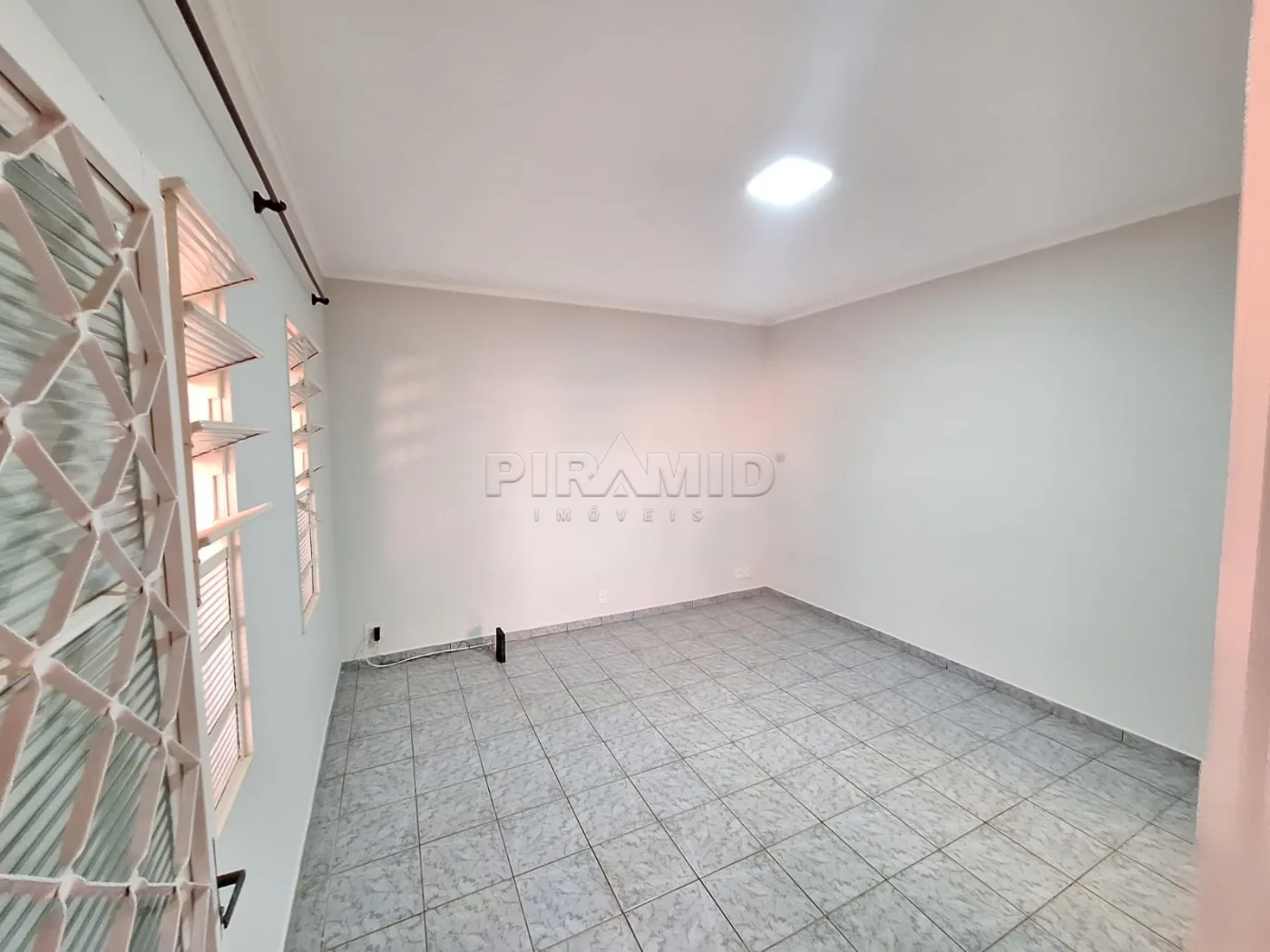 Comprar Casa / Padr&atilde;o em Ribeir&atilde;o Preto R$ 535.000,00 - Foto 5