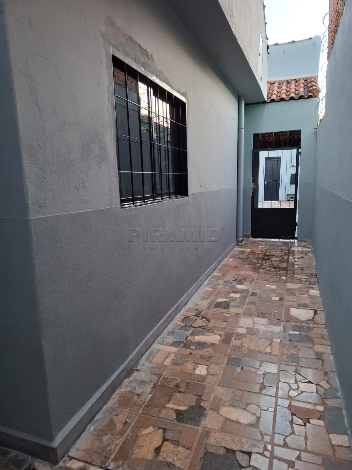 Alugar Casa / Padr&atilde;o em Ribeir&atilde;o Preto R$ 1.550,00 - Foto 20