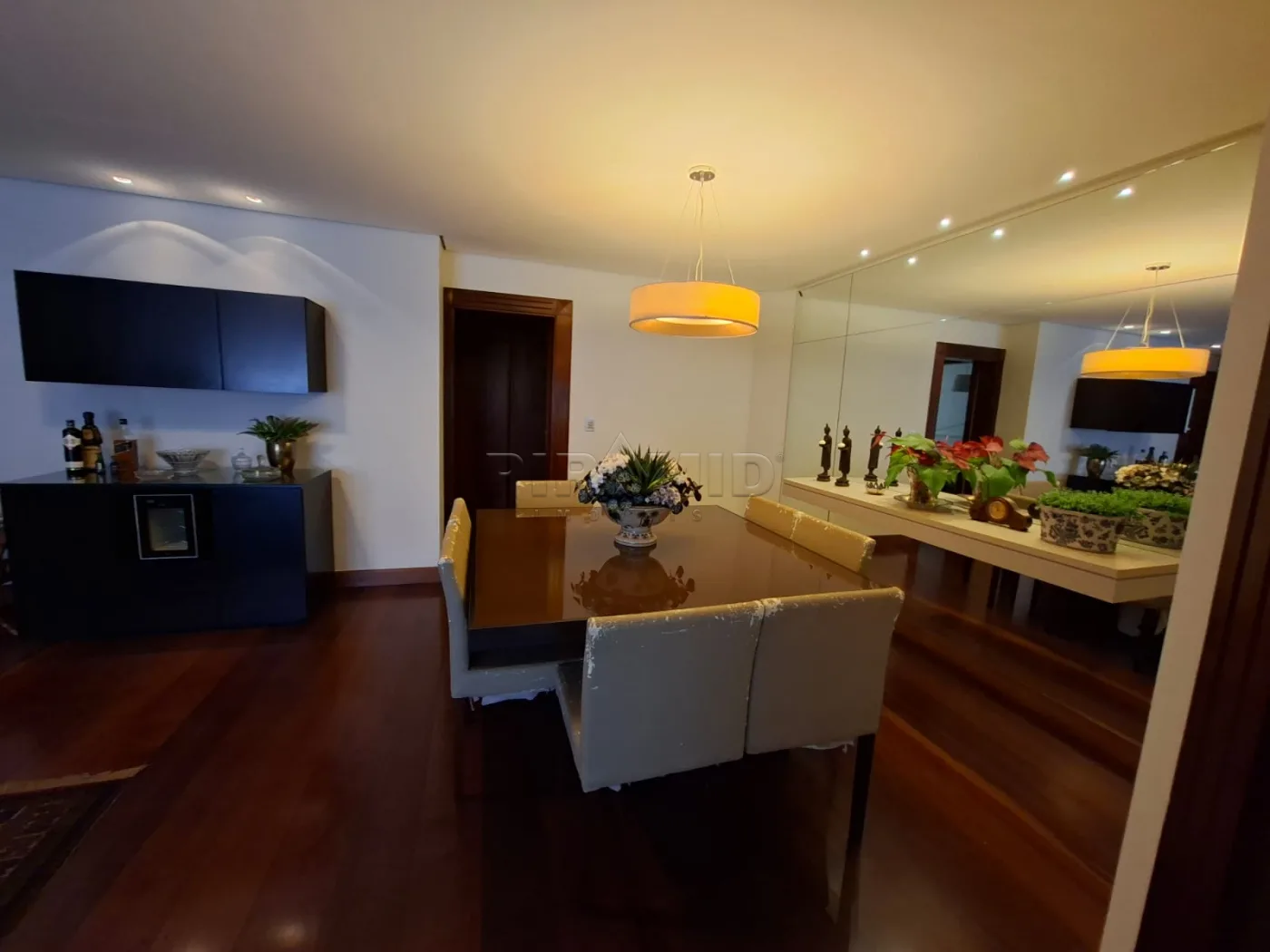 Comprar Apartamento / Padr&atilde;o em Ribeir&atilde;o Preto R$ 585.000,00 - Foto 4