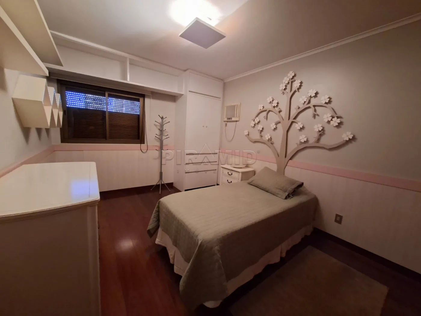 Comprar Apartamento / Padr&atilde;o em Ribeir&atilde;o Preto R$ 585.000,00 - Foto 14