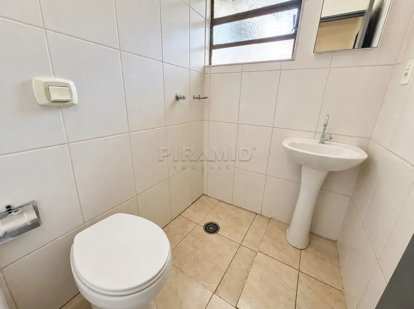 Alugar Casa / Padr&atilde;o em Ribeir&atilde;o Preto R$ 1.000,00 - Foto 7