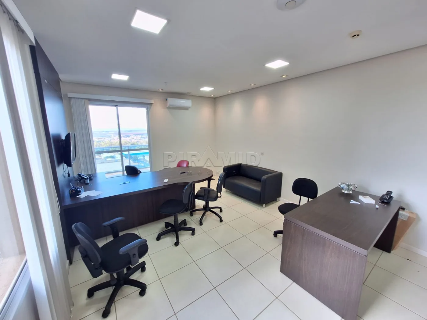 Alugar Comercial / Sala em Ribeir&atilde;o Preto R$ 2.500,00 - Foto 7