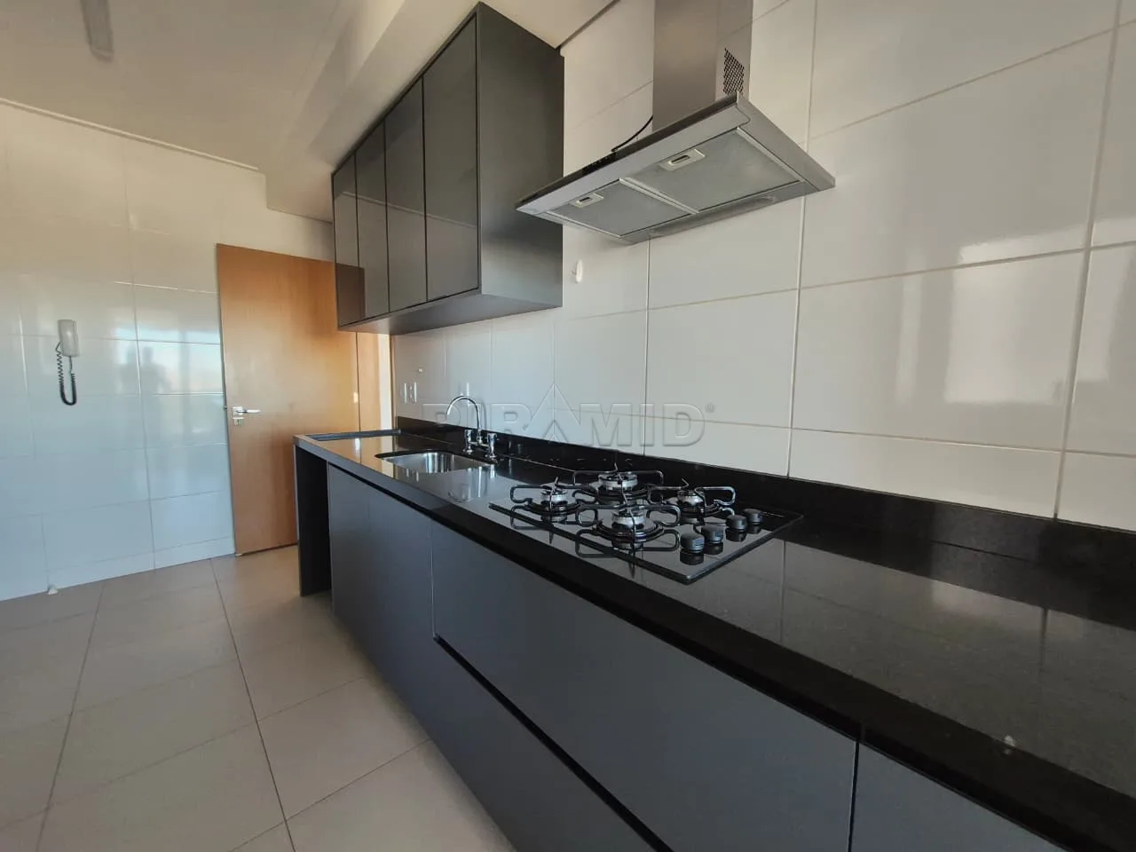 Alugar Apartamento / Padr&atilde;o em Ribeir&atilde;o Preto R$ 5.500,00 - Foto 12
