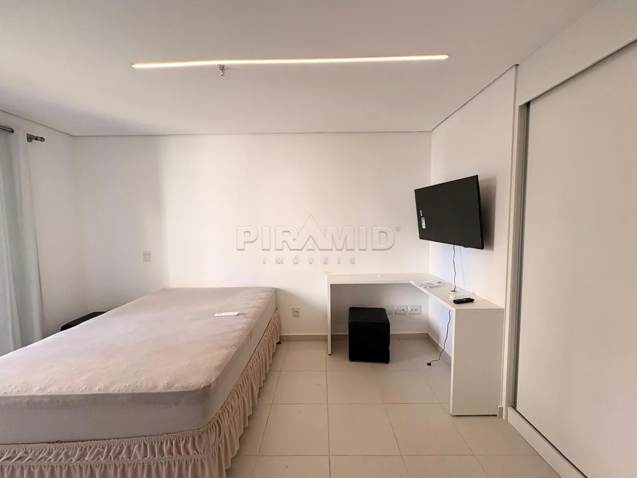 Alugar Apartamento / Padr&atilde;o em Ribeir&atilde;o Preto R$ 2.000,00 - Foto 6