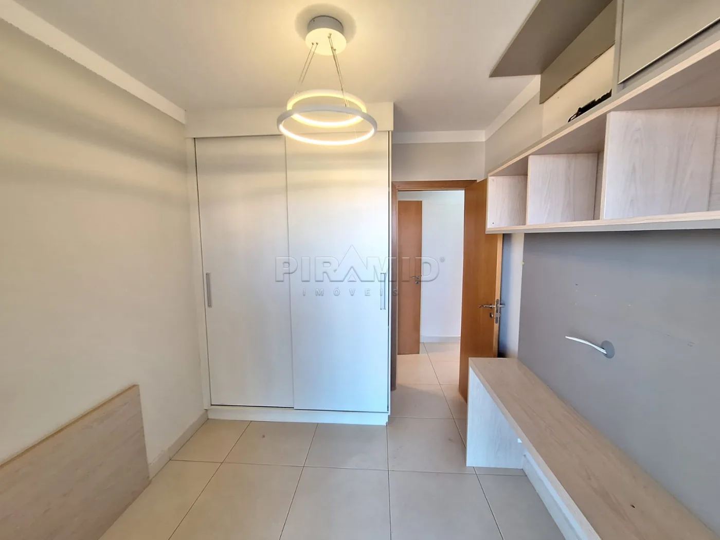 Alugar Apartamento / Padr&atilde;o em Ribeir&atilde;o Preto R$ 4.200,00 - Foto 8