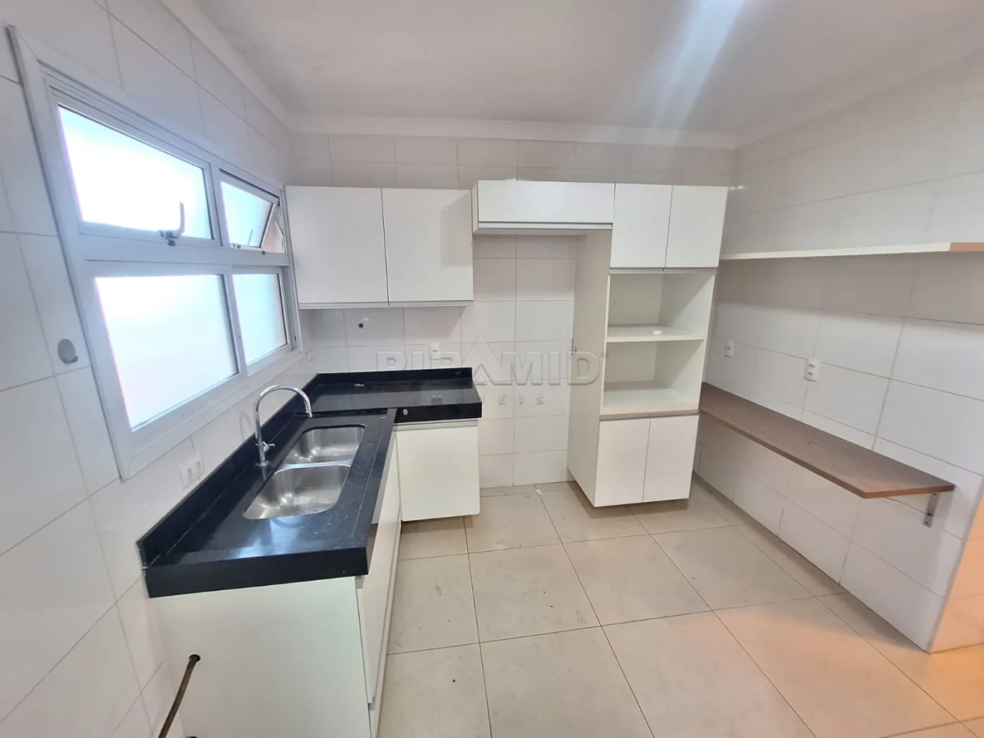 Alugar Apartamento / Padr&atilde;o em Ribeir&atilde;o Preto R$ 4.200,00 - Foto 18