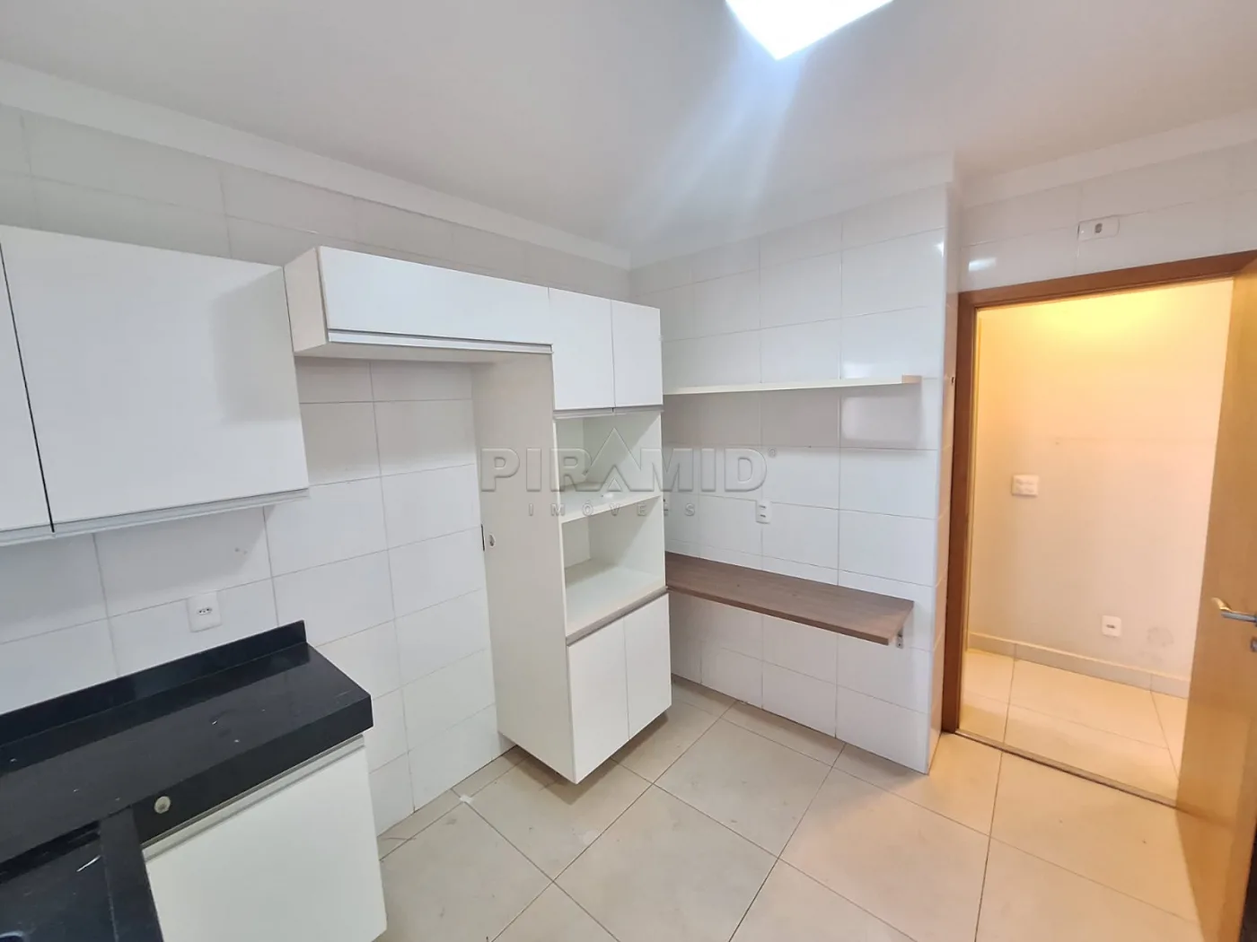Alugar Apartamento / Padr&atilde;o em Ribeir&atilde;o Preto R$ 4.200,00 - Foto 19