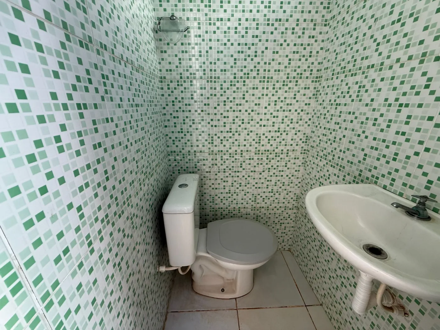 Alugar Casa / Padr&atilde;o em Ribeir&atilde;o Preto R$ 2.400,00 - Foto 27