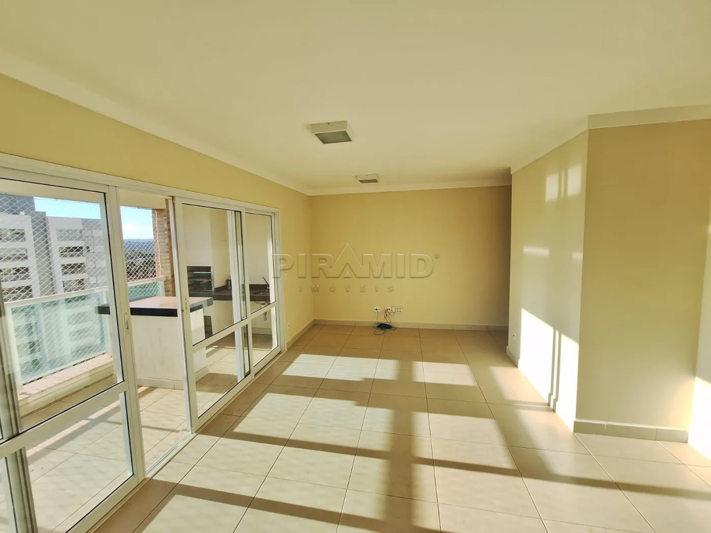 Alugar Apartamento / Padr&atilde;o em Ribeir&atilde;o Preto R$ 5.200,00 - Foto 2