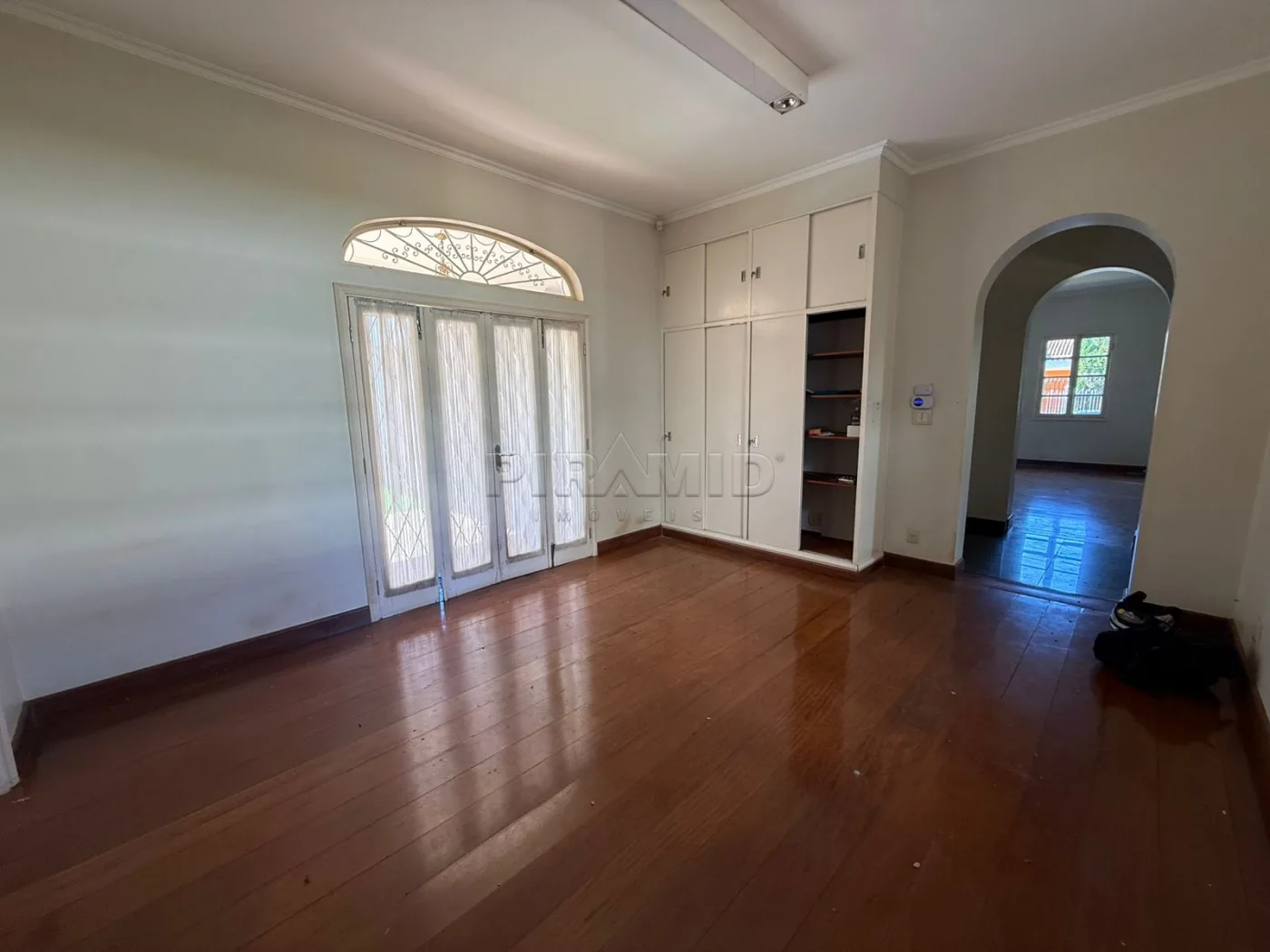 Alugar Comercial / Casa em Ribeir&atilde;o Preto R$ 26.000,00 - Foto 15