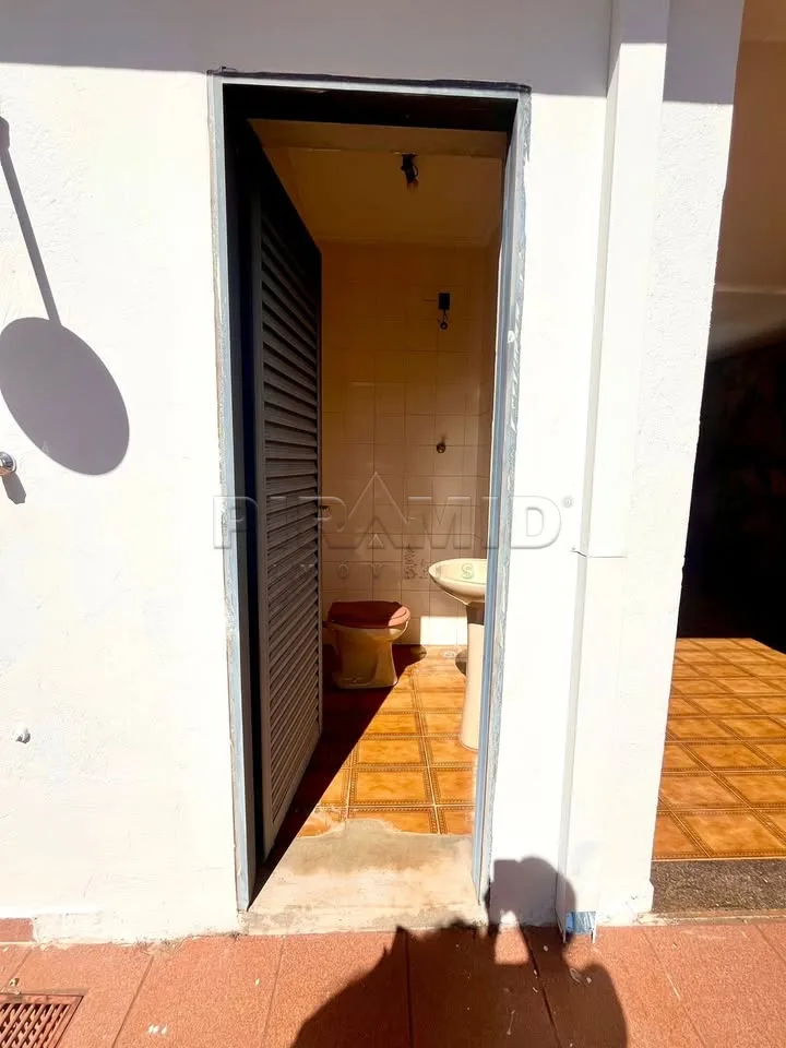 Alugar Casa / Padr&atilde;o em Ribeir&atilde;o Preto R$ 2.800,00 - Foto 14
