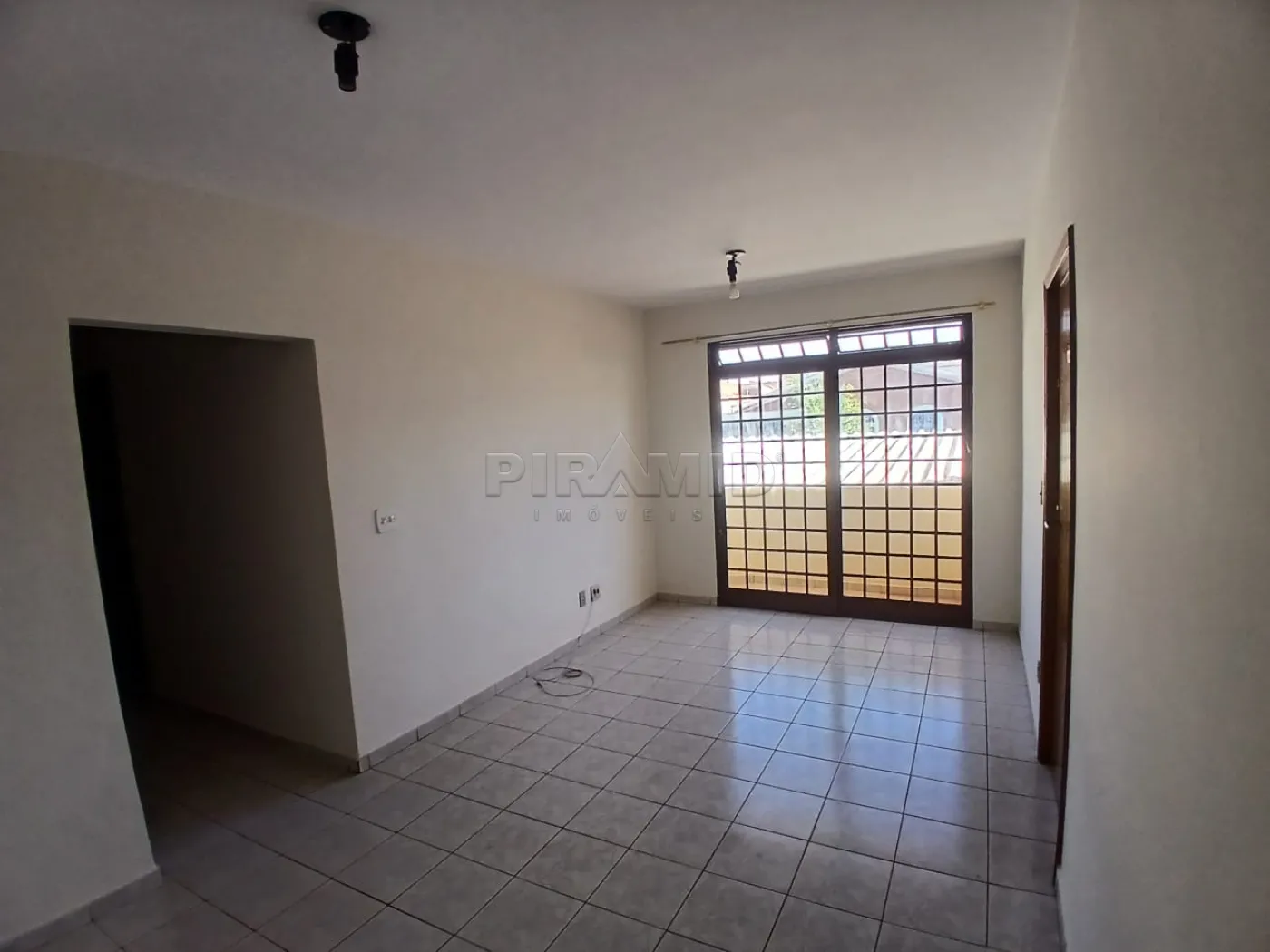 Comprar Apartamento / Padr&atilde;o em Ribeir&atilde;o Preto R$ 240.000,00 - Foto 1