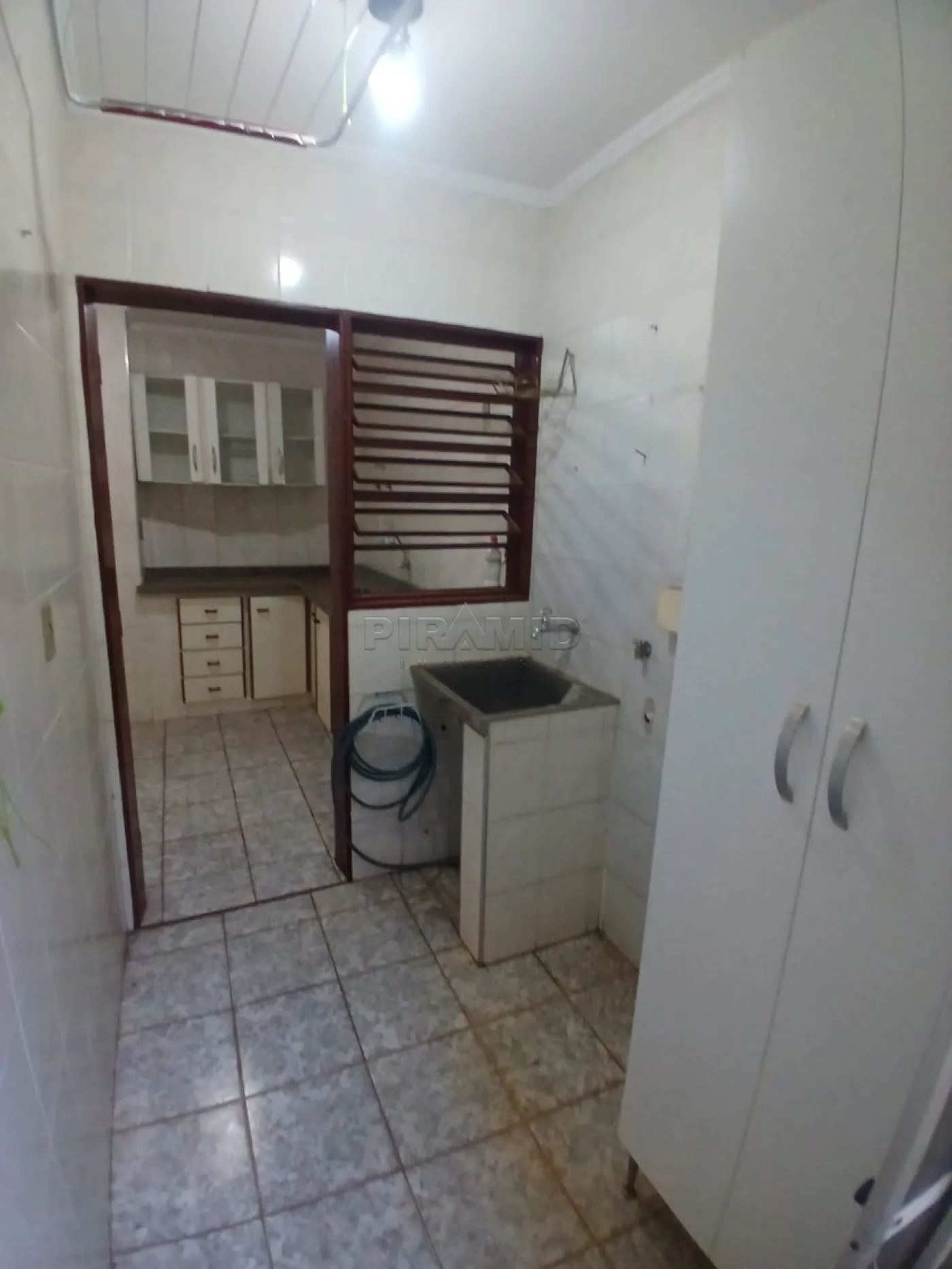 Comprar Apartamento / Padr&atilde;o em Ribeir&atilde;o Preto R$ 240.000,00 - Foto 4