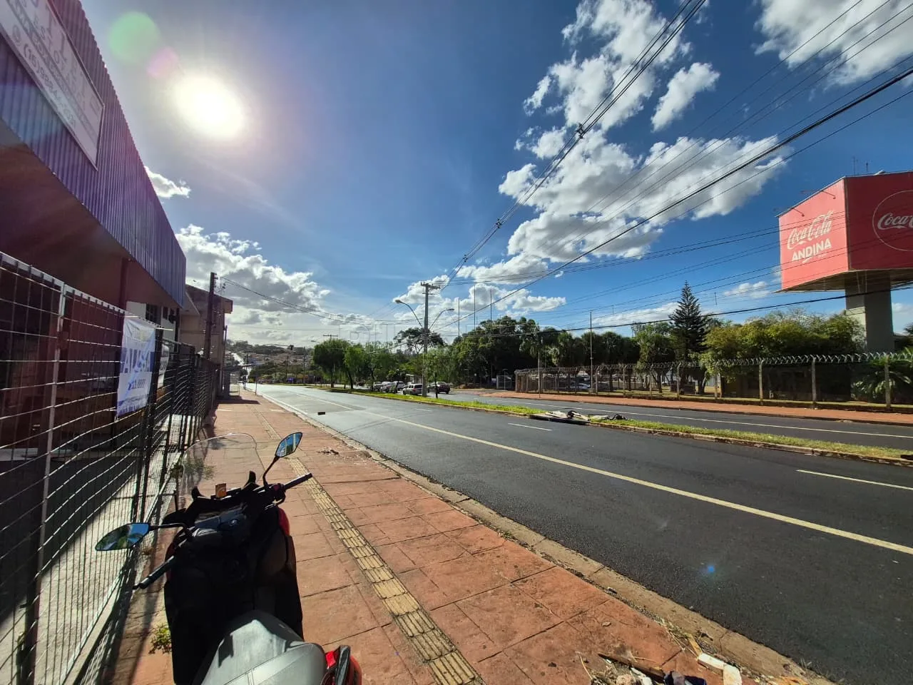 Alugar Comercial / Sal&atilde;o em Ribeir&atilde;o Preto R$ 6.000,00 - Foto 4