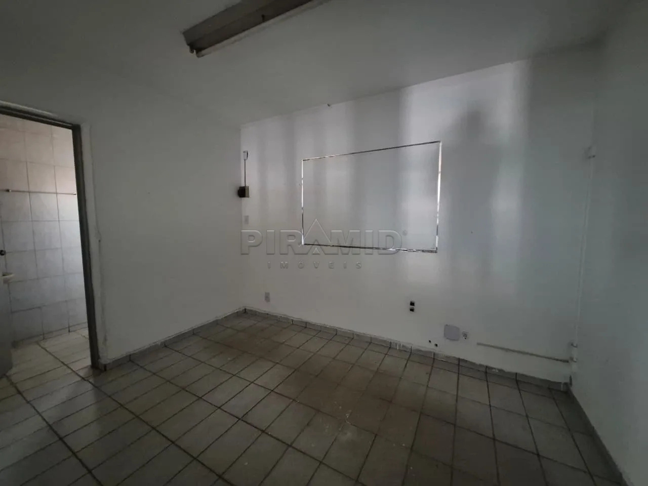 Alugar Comercial / Sal&atilde;o em Ribeir&atilde;o Preto R$ 6.000,00 - Foto 8